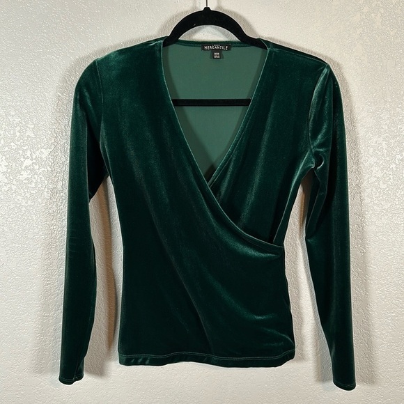 J. Crew Emerald Green Velvet Faux Wrap Blouse Size XXS - Picture 1 of 7
